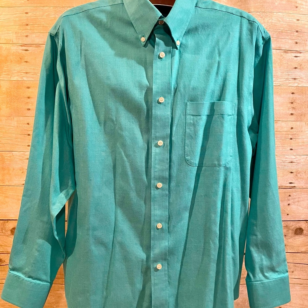 Gold Label Roundtree & Yorke Non-Iron Button Down